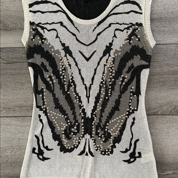 Vex and co Y2K vibes butterfly stud top small - Picture 4 of 6